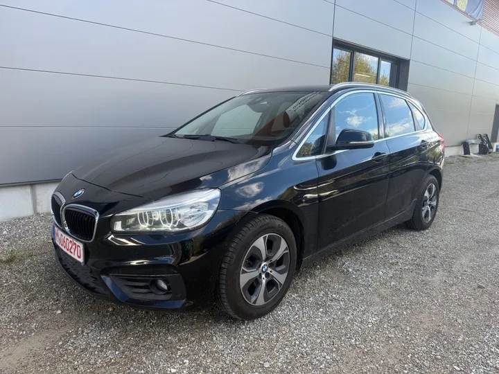 BMW 220