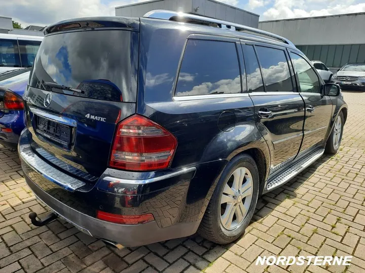 Mercedes-Benz GL 420