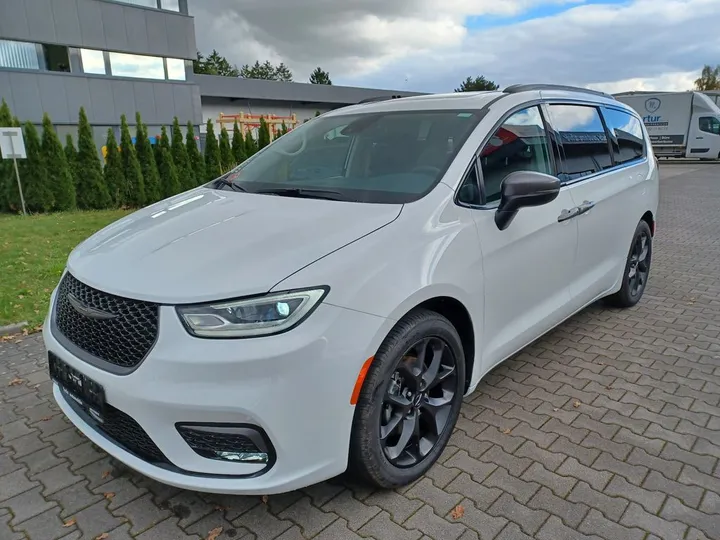 Chrysler Pacifica