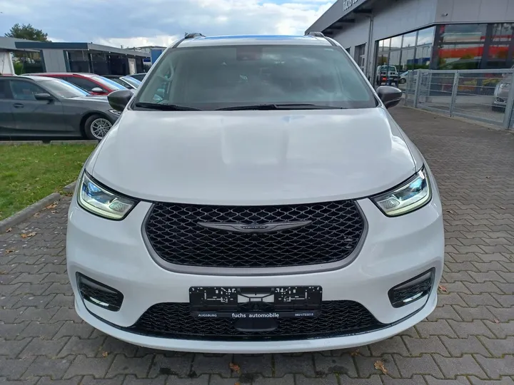 Chrysler Pacifica