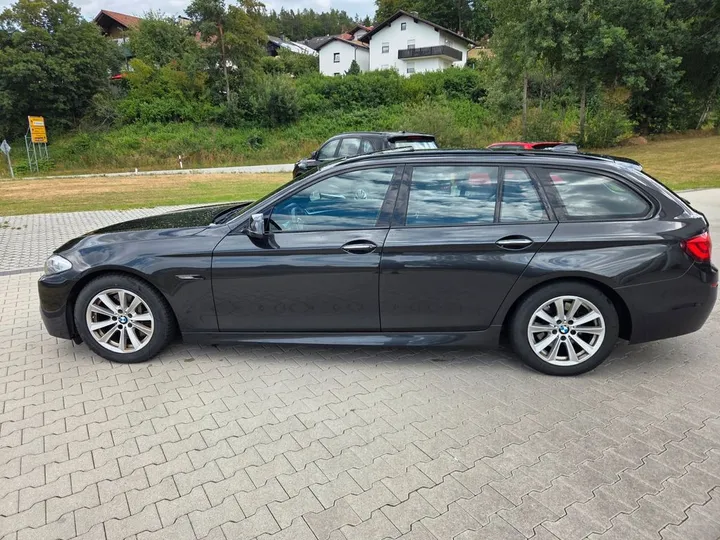 BMW 525