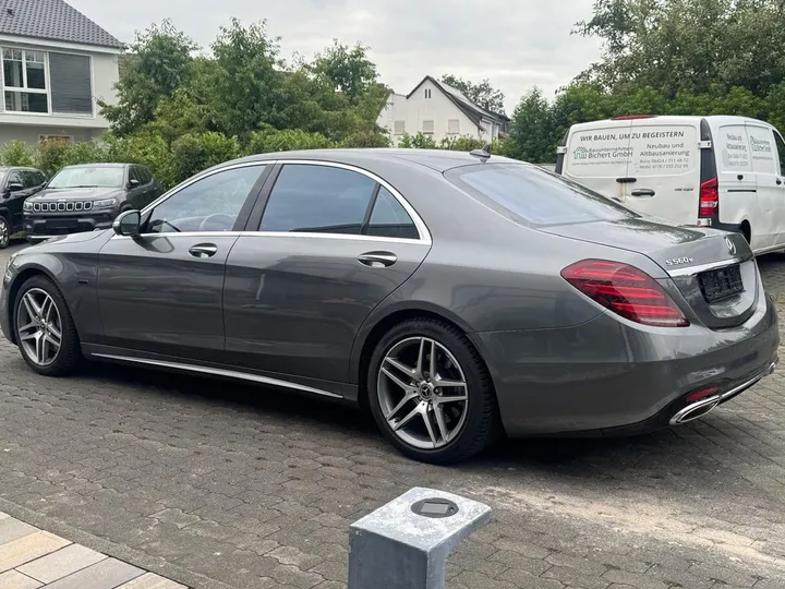 Mercedes-Benz S 560