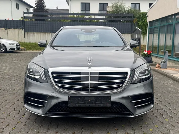 Mercedes-Benz S 560