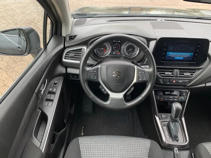 Suzuki (SX4) S-Cross