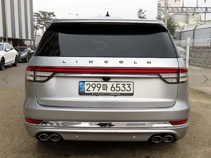 Lincoln Aviator