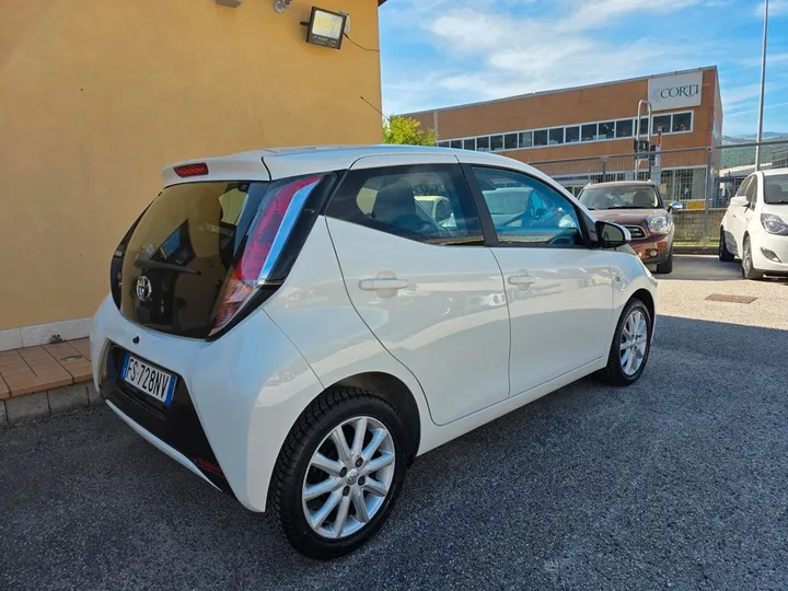 Toyota Aygo (X)