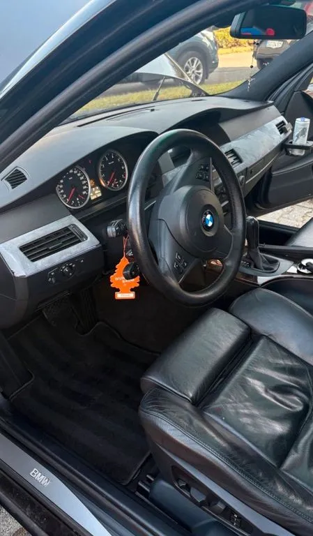 BMW 545