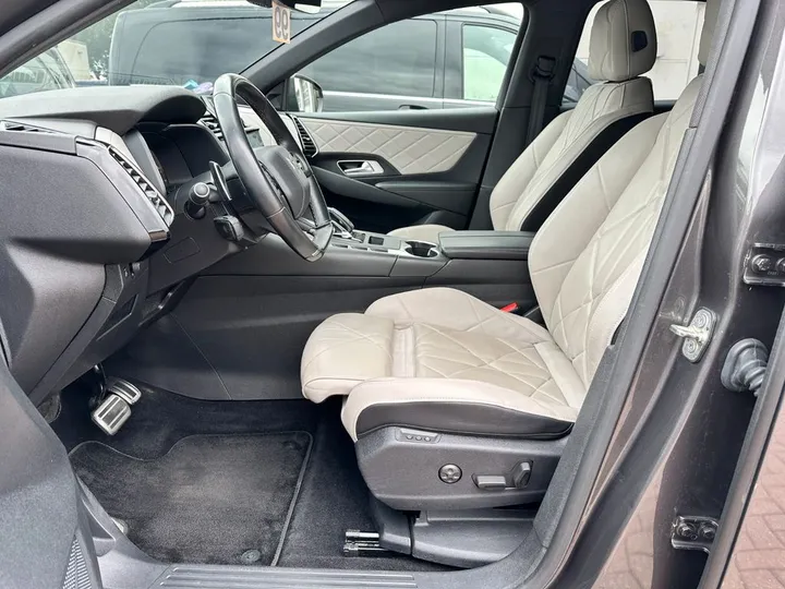 DS Automobiles DS7 (Crossback)