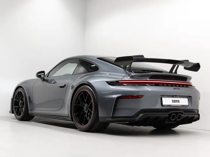 Porsche 992