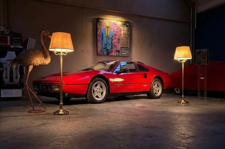 Ferrari 208