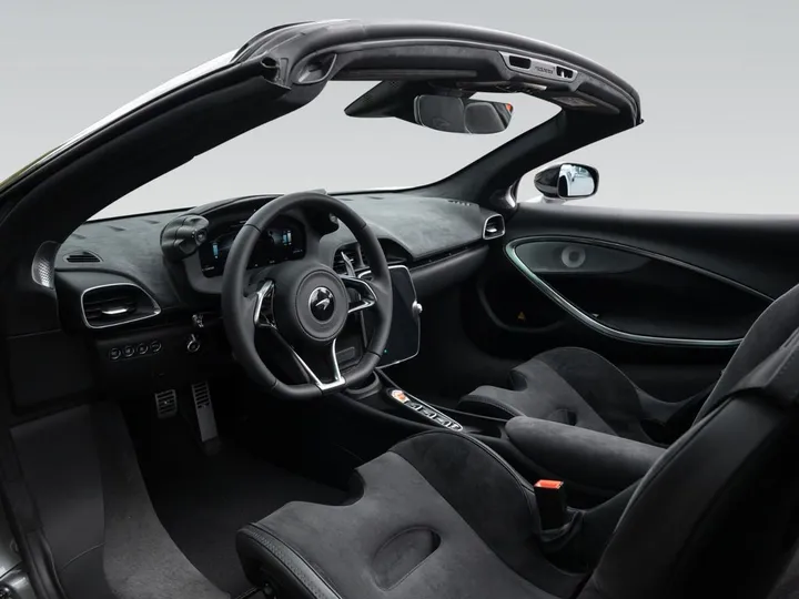 McLaren Artura