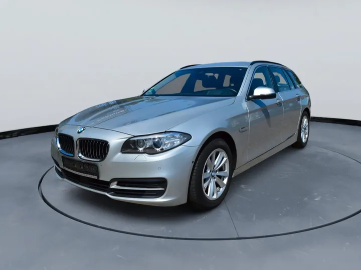 BMW 525