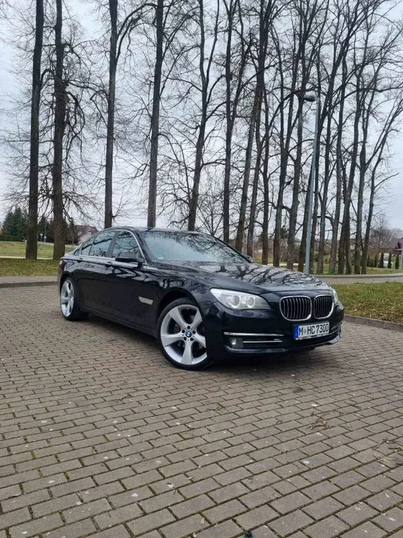 BMW 730