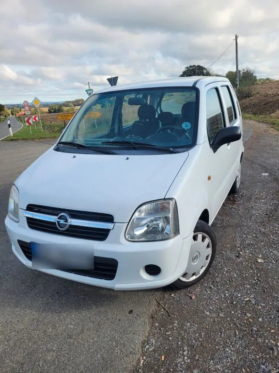 Opel Agila