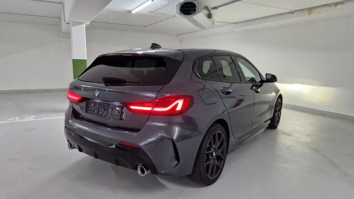 BMW 120