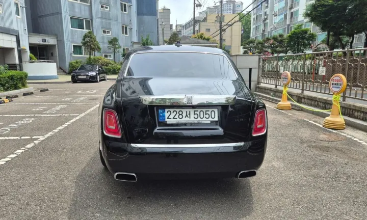 Rolls-Royce Phantom