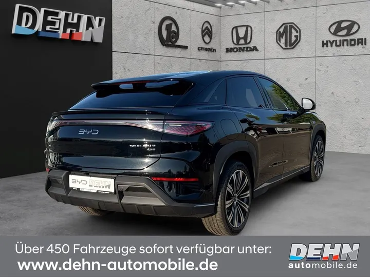 BYD SEALION 7