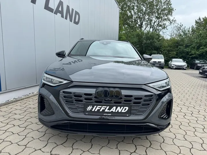 Audi Q8 e-tron
