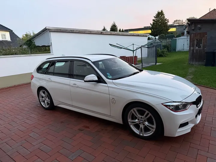 BMW 325