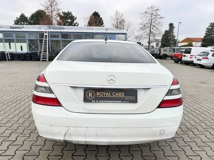 Mercedes-Benz S 320