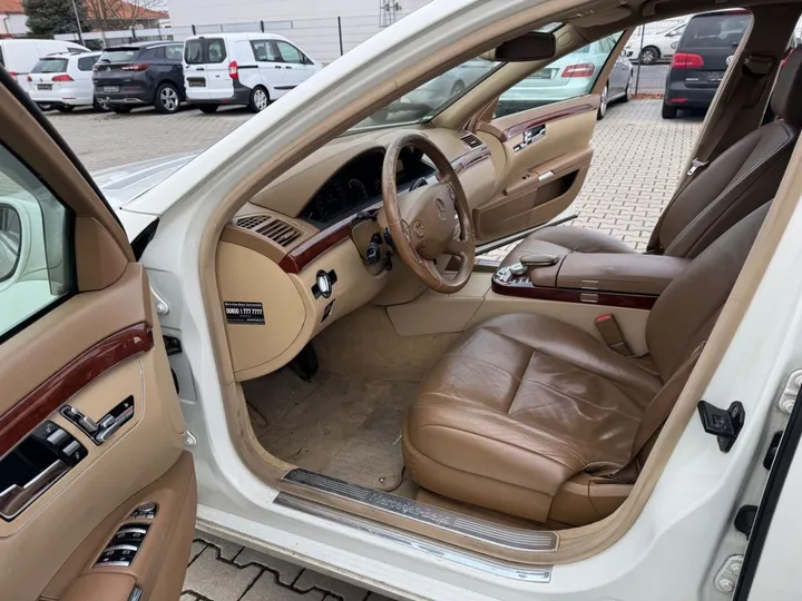 Mercedes-Benz S 320