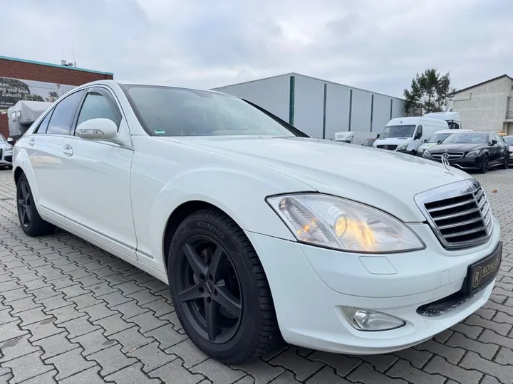 Mercedes-Benz S 320