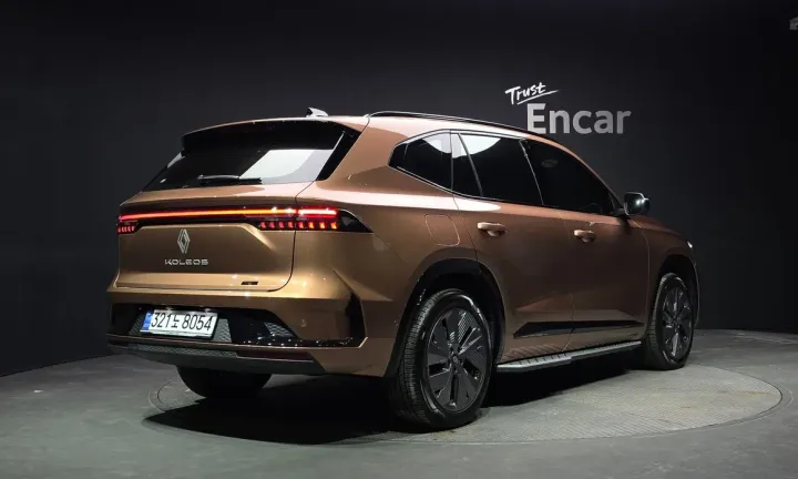Renault-KoreaSamsung Grand Koleos