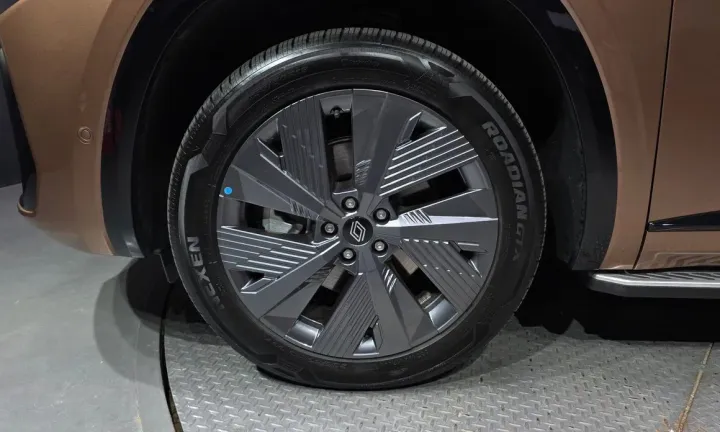 Renault-KoreaSamsung Grand Koleos