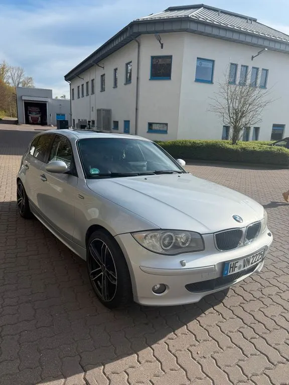 BMW 120