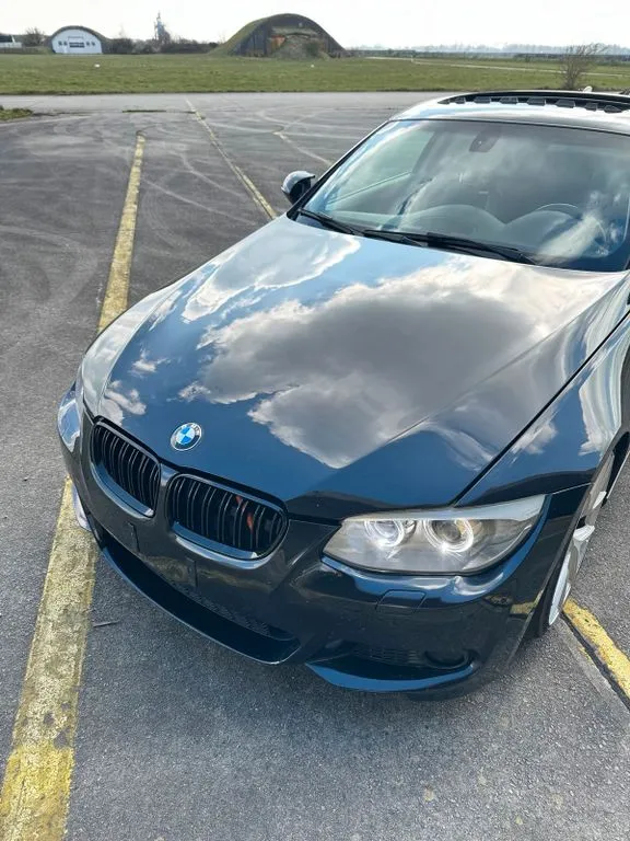 BMW 325