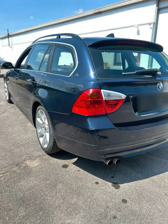 BMW 325