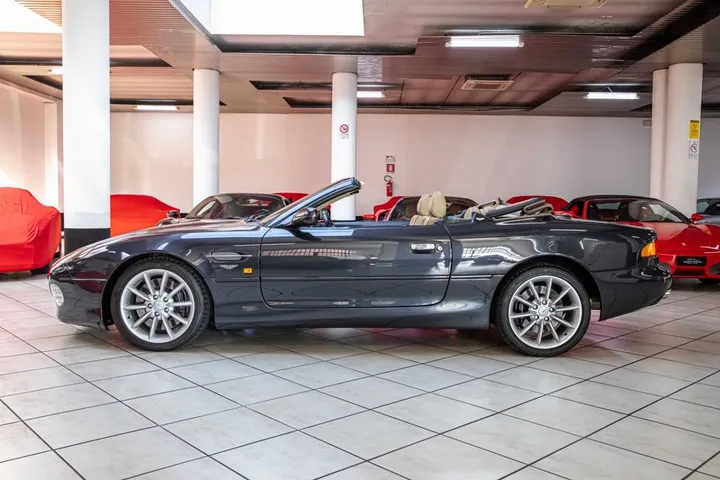 Aston Martin DB7