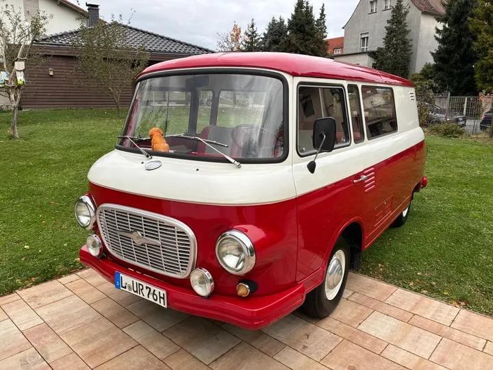 Barkas B1000