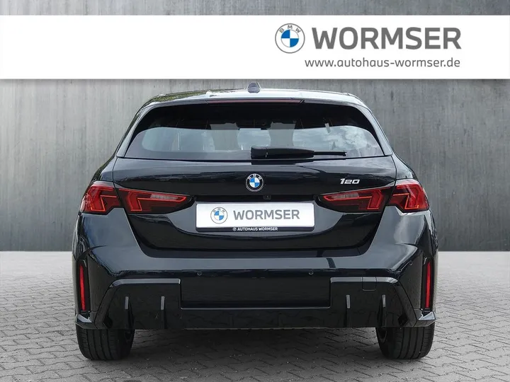 BMW 120