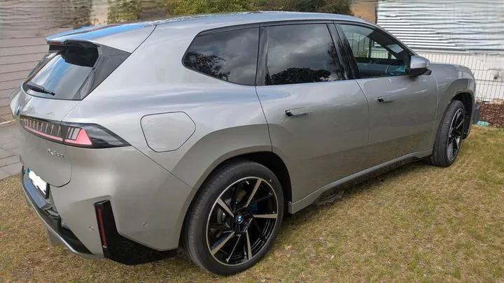 BMW iX3