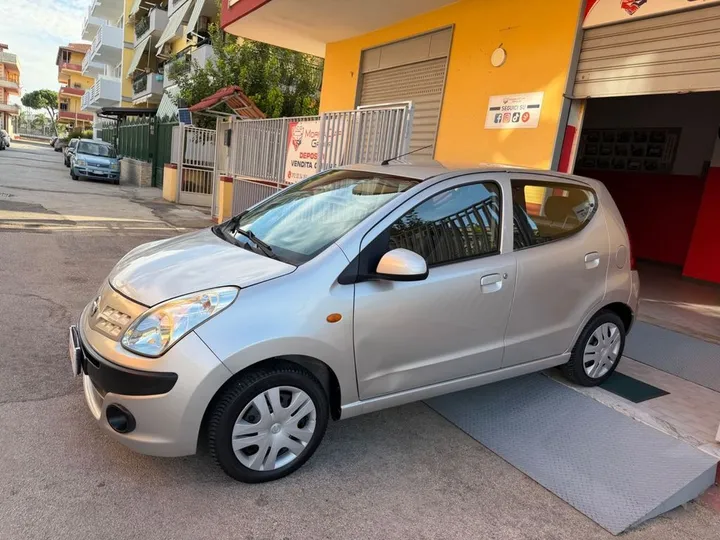 Nissan Pixo