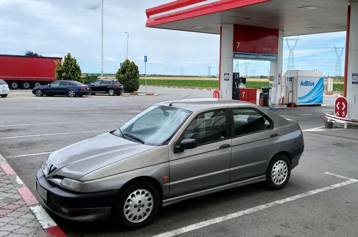 Alfa Romeo 146