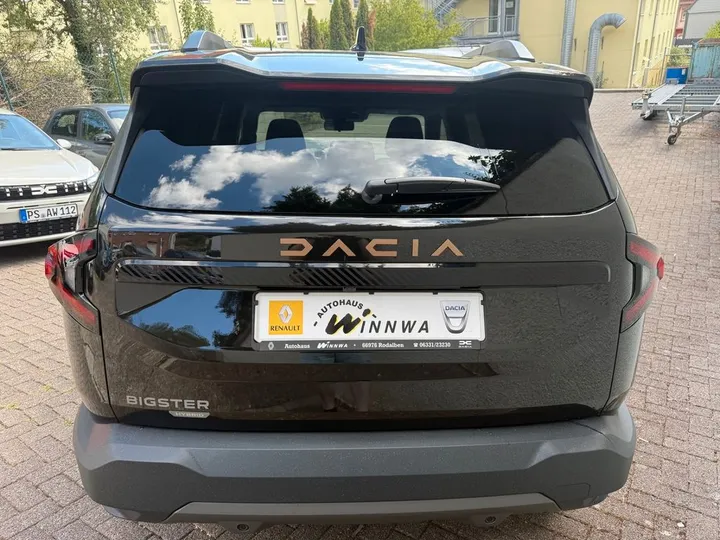 Dacia Bigster