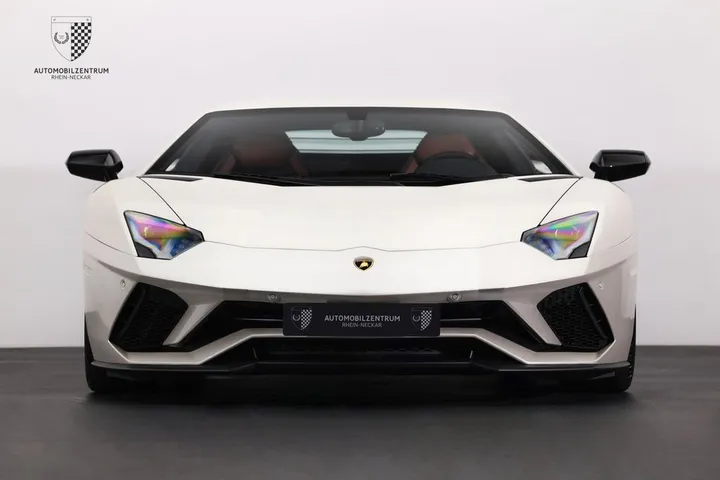 Lamborghini Aventador