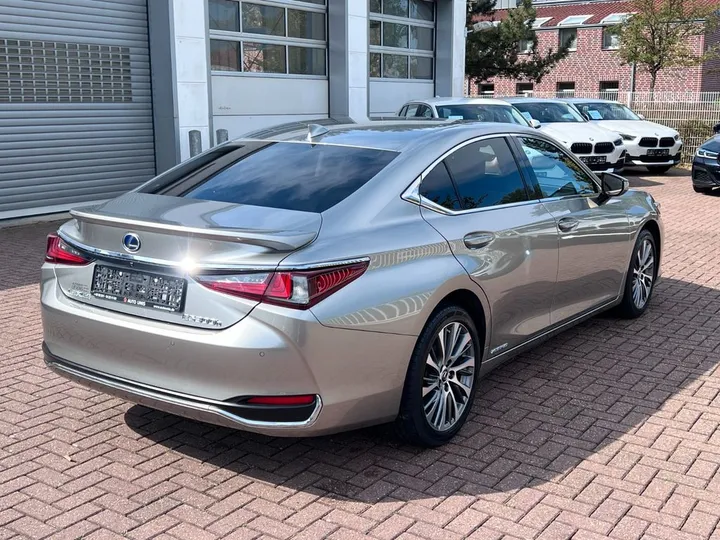 Lexus ES 300