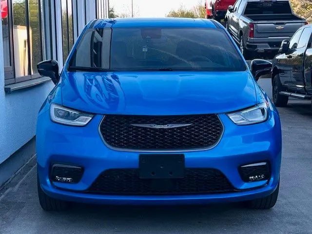 Chrysler Pacifica