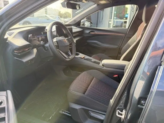 Cupra Raval