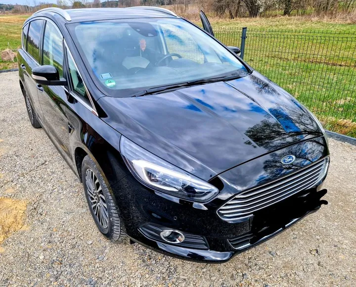 Ford S-Max