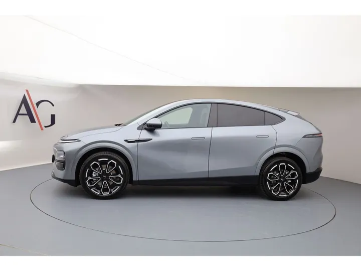XPENG G6
