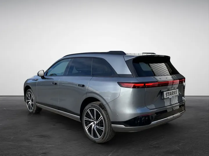XPENG G9