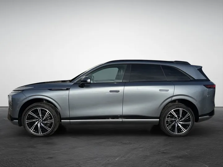 XPENG G9
