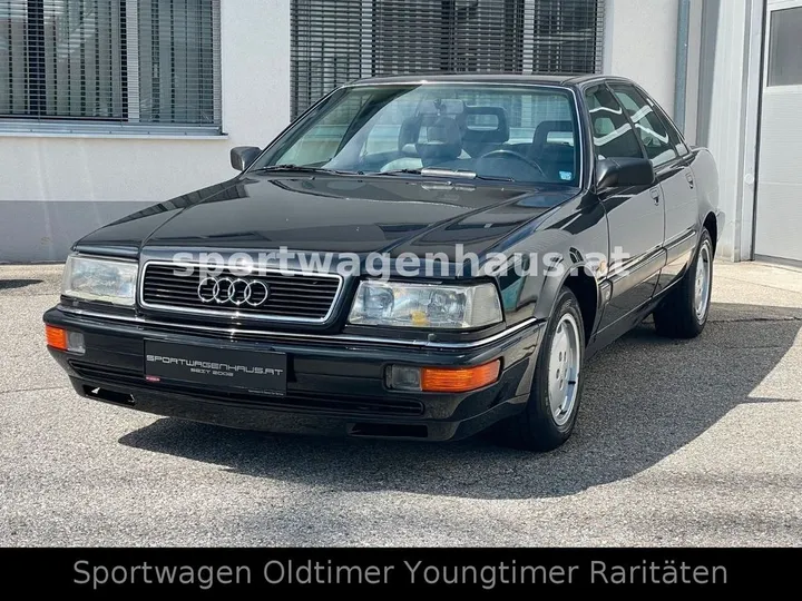Audi V8