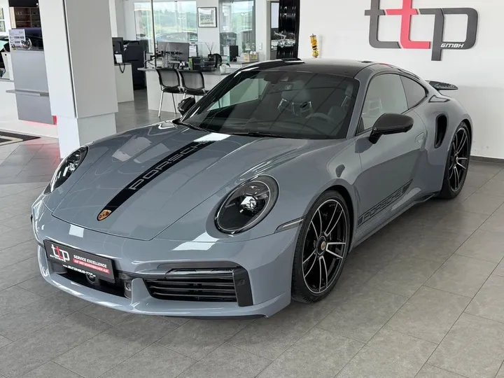 Porsche 992