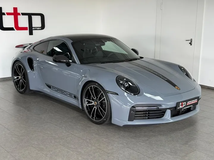 Porsche 992