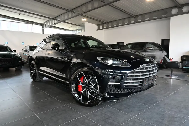 Aston Martin DBX